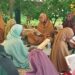 PICTORIAL: Women Recite Qur’an Inside Buhari’s Residence Ahead Of Burial In Daura 5 PICTORIAL: Women Recite Qur’an Inside Buhari’s Residence Ahead Of Burial In Daura