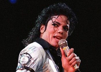 Legendary Michael Jackson’s Dirty Sock Sold For $8,000 At French Auction