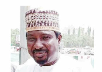 Barau, Ganduje Depart For Dantata’s Burial In Madina