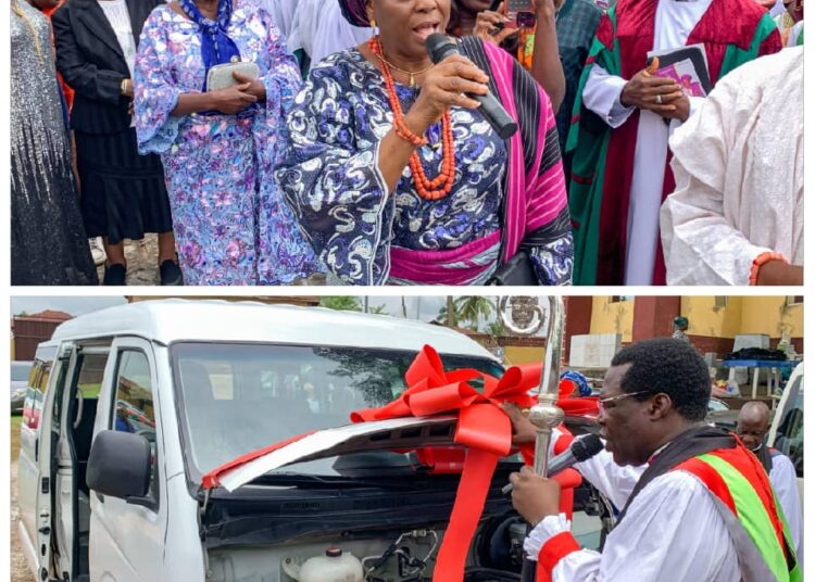 Olakunle Churchill Donates To Ondo Anglican Church