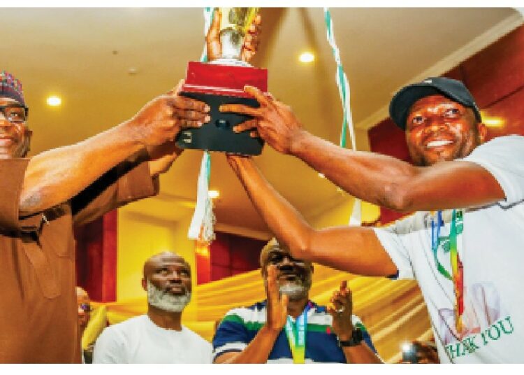 Governor AbdulRazaq Splashes Cash