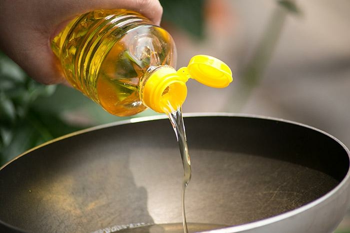Experts Harp On Importance Of Healthy Cooking Oil 1 frying oil 1024x1024