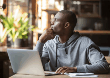 How International Students Use Essay Services