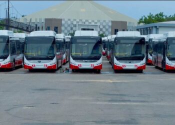 Kaduna Begins Free Bus Ride For Civil Servants, Students Today