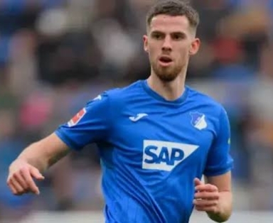 midfielder Anton Stach