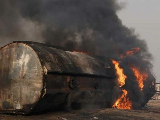 Fire Guts Petrol Tanker, Other Vehicles In Oyo Crash 1 tanker fire