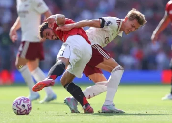 EPL: Arsenal Cruise To Winning Start, Beat Man Utd 1-0 At Old Trafford