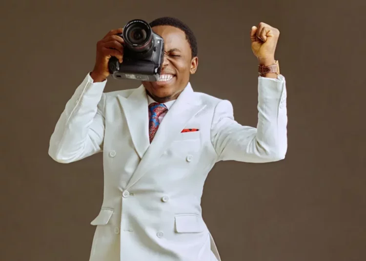 Bayo Omoboriowo,