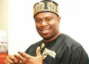 Safari Announces Release Of Dakuku Peterside’s New Book ‘Leading In A Storm’