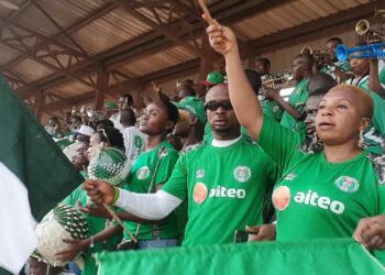 Super Eagles Supporters in Delta Reject Election, Pass Vote of No Confidence On Nat President