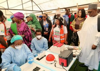 PICTORIAL: First Lady Donates 10 TB Diagnostic Machines, ₦1bn To FCTA