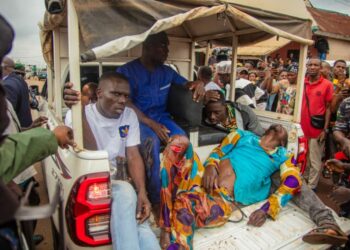 Gov Okpebholo Rescues 10 Accident Victims On Benin–Auchi Highway