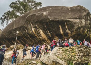 Abiodun Inaugurates Renovated Olumo Rock Tourism Complex