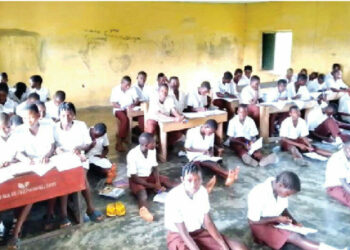 Delta Schools Where Communities Pay Teachers’ Salary, Students Sit On Bare Floor