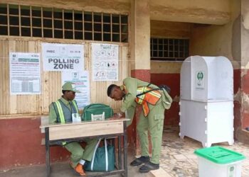 PICTORIAL: Electoral Officers, Materials Arrive Polling Unit In Oyo By-election