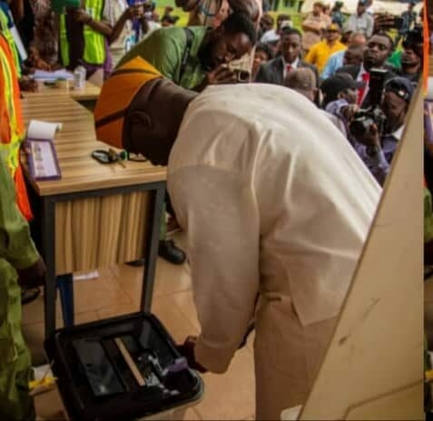 Edo By-election: Gov Okpebholo Votes, Faults Slow BVAS Process 1 WhatsApp Image 2025 08 16 at 12.40.02 8e5f7557