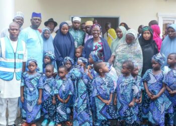 Adawama Gov’t Reunites 14 Trafficked Children With Parents