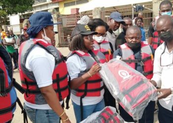 Passengers Get 6,000 Life Jackets In NIWA’s Safety Drive
