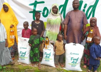 Floods: Foundation Donates Food Packs To Niger Victims
