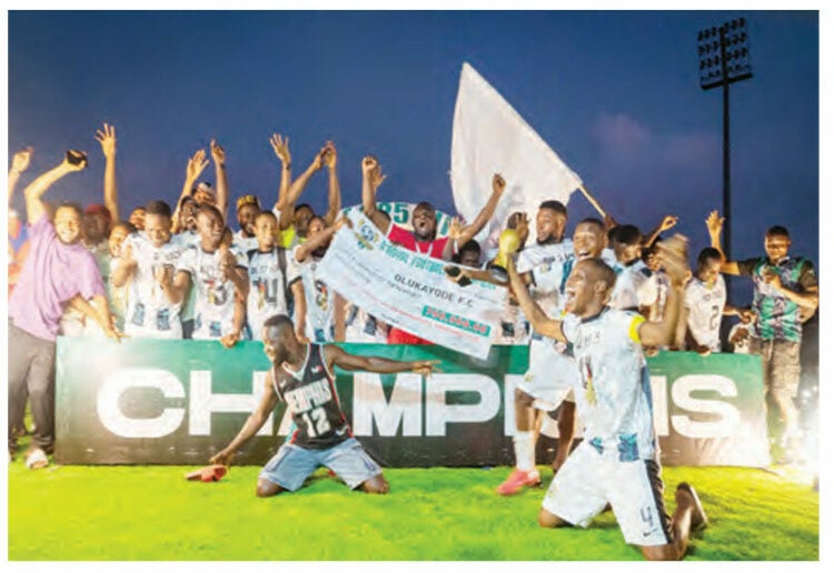 Olukayode FC Crowned Champions Of D'Royal Off-season Football Tourney