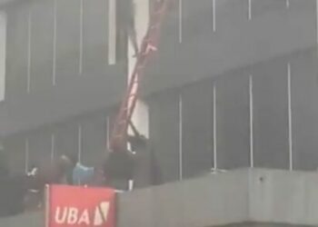 JUST-IN: Fire Guts UBA Branch On Lagos Island