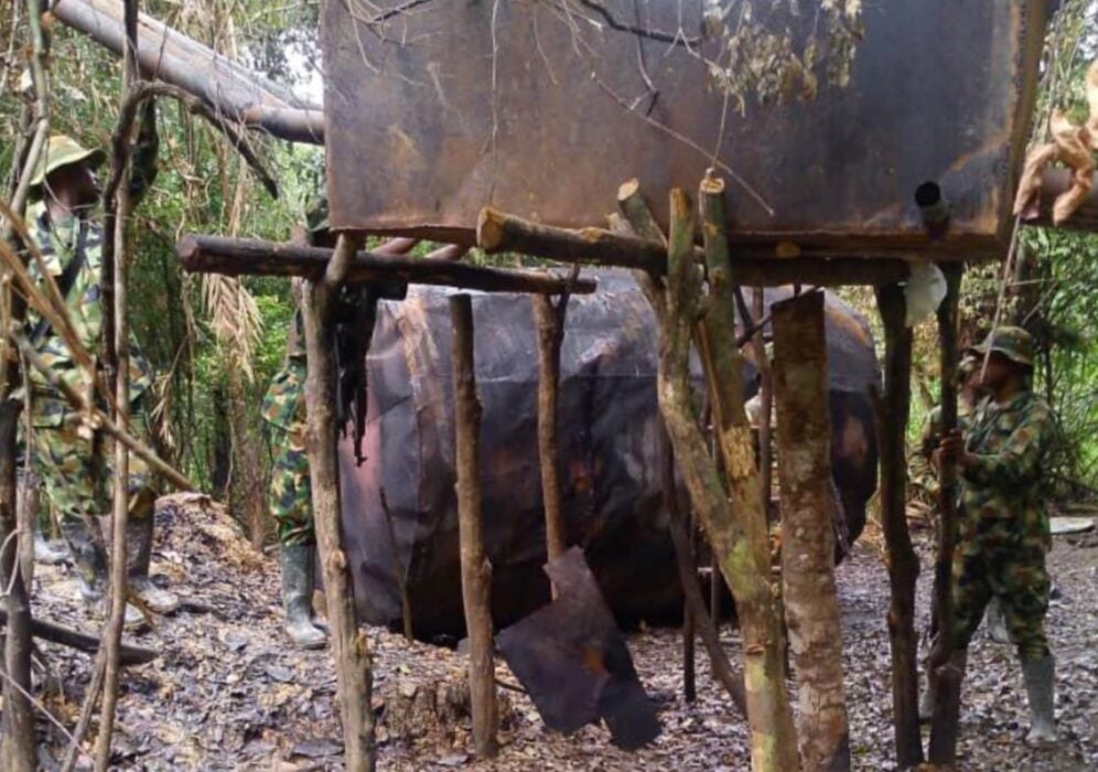 Army Arrests 17 Suspected Oil Thieves In Niger Delta