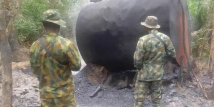 Army Arrests 17 Suspected Oil Thieves In Niger Delta