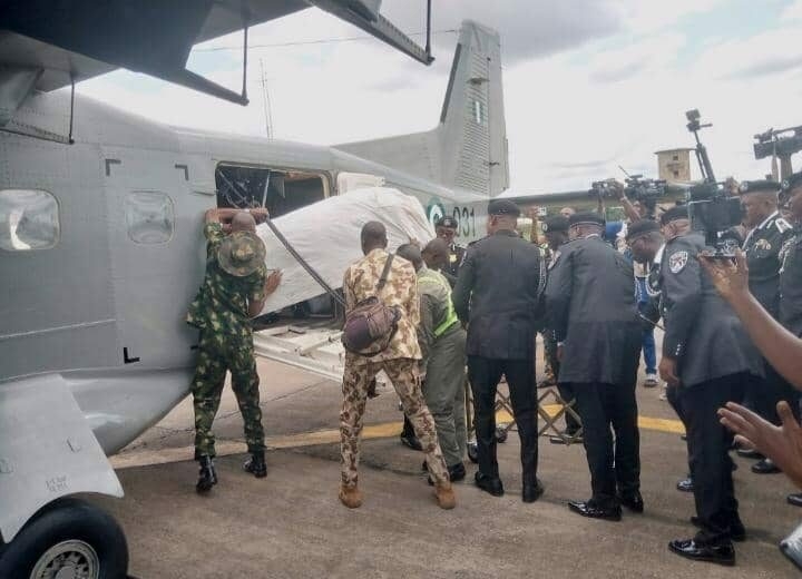 Police Fly Remains Of Late IGP Arase To Benin For Burial 1 WhatsApp Image 2025 09 27 at 15.00.01 7fd3ba15
