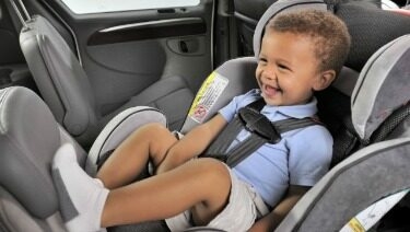 How To Buckle Up That Child 1 Photo source: Healthychildren.org