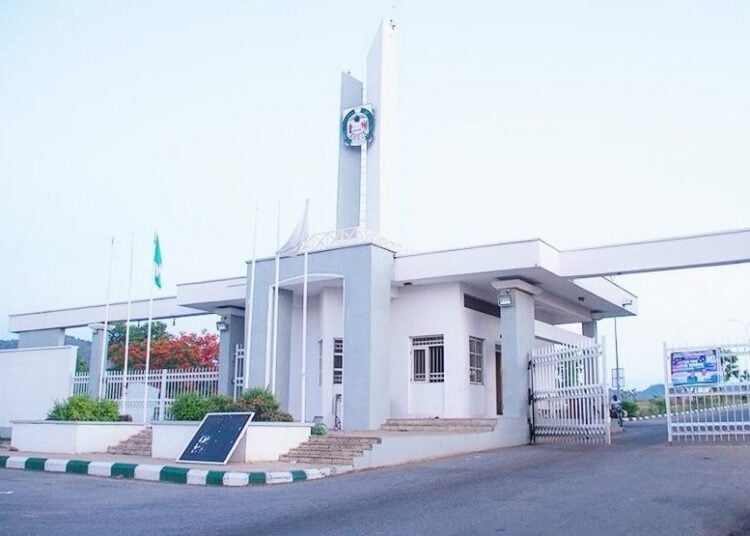 gowon varsity