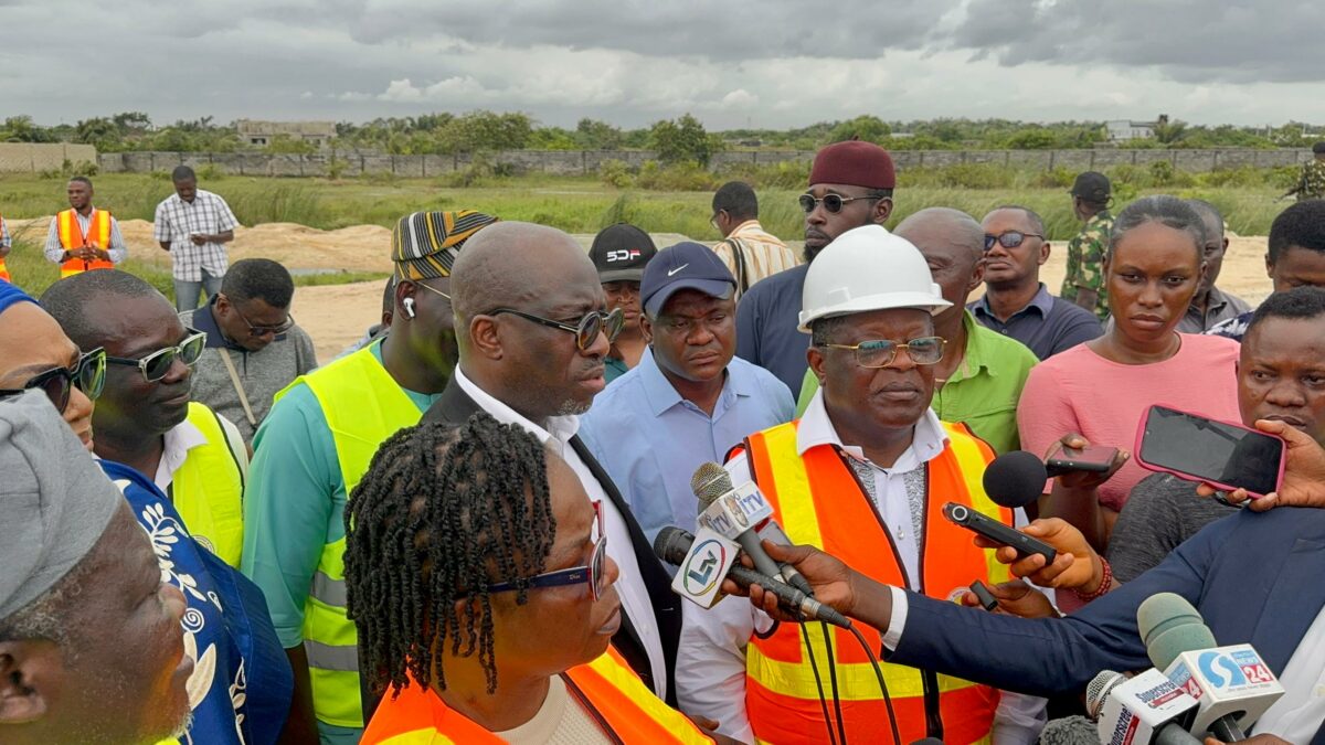 Coastal Highway: CSOs, Opposition Party Figures, Economic Experts Score Tinubu High