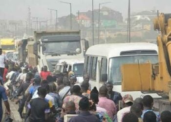 UPDATED: Policeman, 5 Others Killed As Trucks Collide, Burst Into Flames On Lagos-Ibadan Expressway