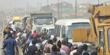 UPDATED: Policeman, 5 Others Killed As Trucks Collide, Burst Into Flames On Lagos-Ibadan Expressway