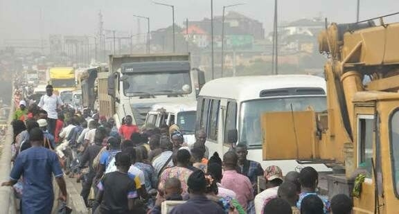 UPDATED: Policeman, 5 Others Killed As Trucks Collide, Burst Into Flames On Lagos-Ibadan Expressway 1 images 2025 10 30T124427.256