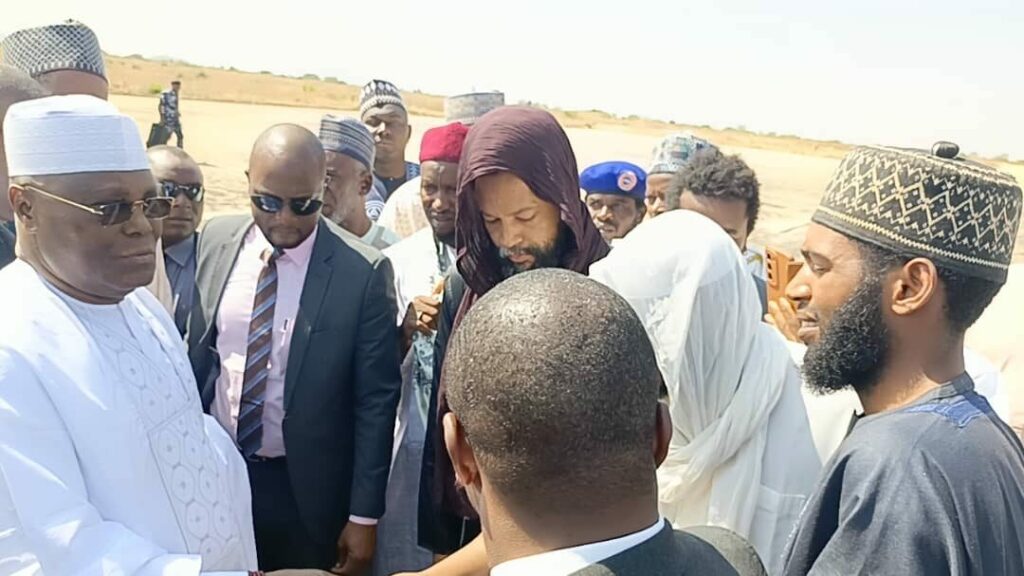 PICTORIAL: Ex-VP Atiku Storms Bauchi For Sheikh Dahiru Bauchi's Funeral 4 41b8239a 3197 4188 9155 c6236206d123