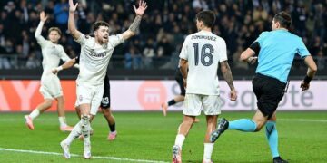 Nottingham Forest Shock Champions Liverpool At Anfield