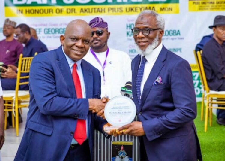 Lagos Lawyers Honour Shippers Council Boss At Badagry Law Week 1 G60lOPDXUAAT6en