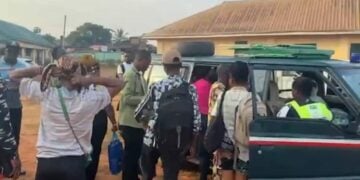 BIVAS Anambra Election: INEC Ad Hoc Staff Arrive At Amawbia