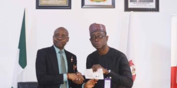 EFCC Hands Over N104.1m Recovered Fund To Niger Government