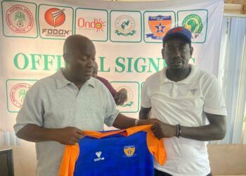 Sunshine Stars Unveil New Head Coach Akinfolarin