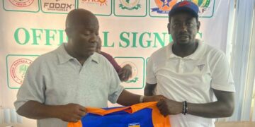 Sunshine Stars Unveil New Head Coach Akinfolarin