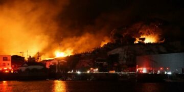 Beyoncé Massive Fire Sweeps Through Japanese City