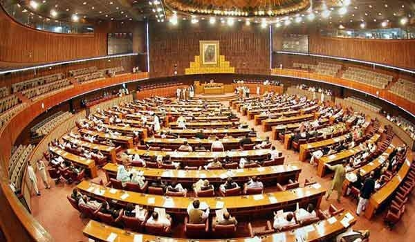 Pakistan Grants Lifetime Immunity To President, Army Chief 1 Pakistans parliament