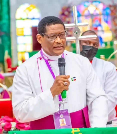 Killings: Anglican Primate Tells Federal Government To Seek Foreign Help 1 Primate Ndukuba Addressing the Standing Committee at Evo