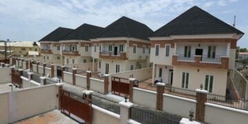 Real Estate Investors Shun Build-to-rent Over Slow Returns
