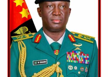 COAS Shaibu Pays Tribute To Predecessor Lt.-Gen. Lagbaja At 1 Year Memorial