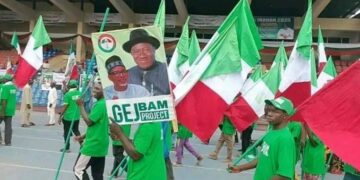 Chinese Commuters Stranded As Motor Parks Shut Down For PDP Convention In Ibadan