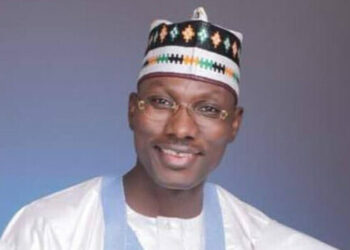 Senator Lado, Friends Donate N220m To Iyin-Ekiti Kingdom