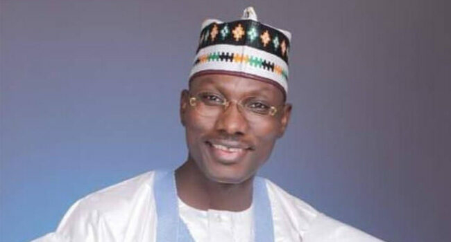 Senator Lado, Friends Donate N220m To Iyin-Ekiti Kingdom 1 Senator Yakubu Lado Danmarke