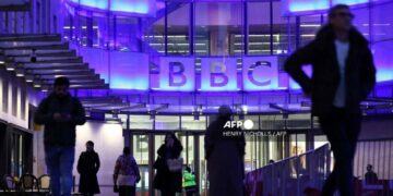 ‘BBC Must Fight’, Says Outgoing Chief As Trump Threatens $1bn Lawsuit Over ‘Misleading Edit’